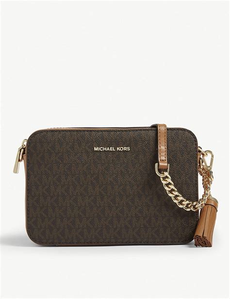 ginny crossbody michael kors|michael kors crossbody bag reviews.